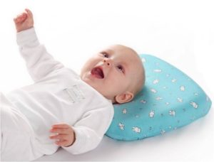 В каких случаях используется ортопедическая подушка для новорожденных